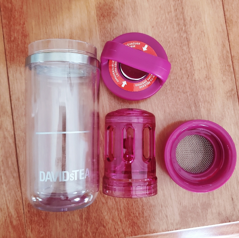 DAVIDsTEA Limited Edition Fuscia Matcha Maker Travel Mug -8 Ounce